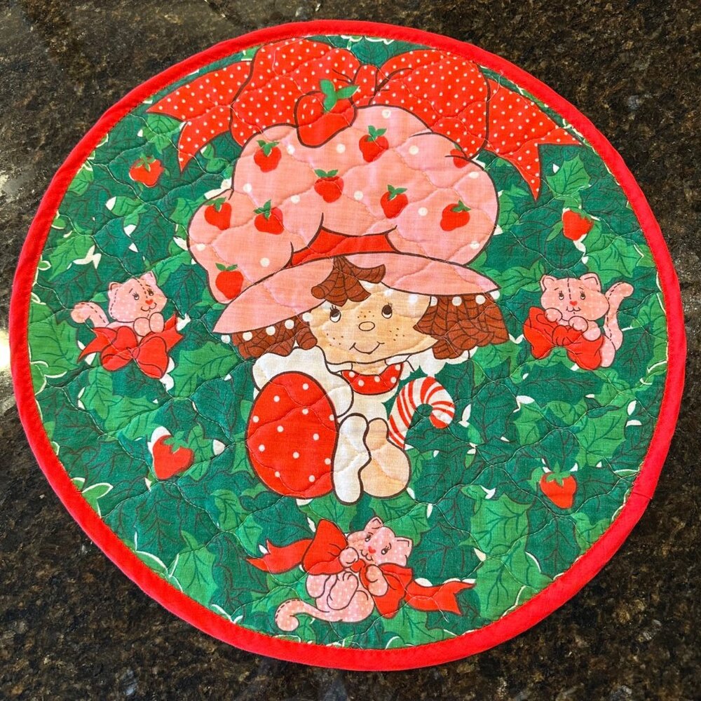 Strawberry Shortcake Vintage 80s Handmade Quilted Placemats Set of 2 16" - Picture 2 of 8